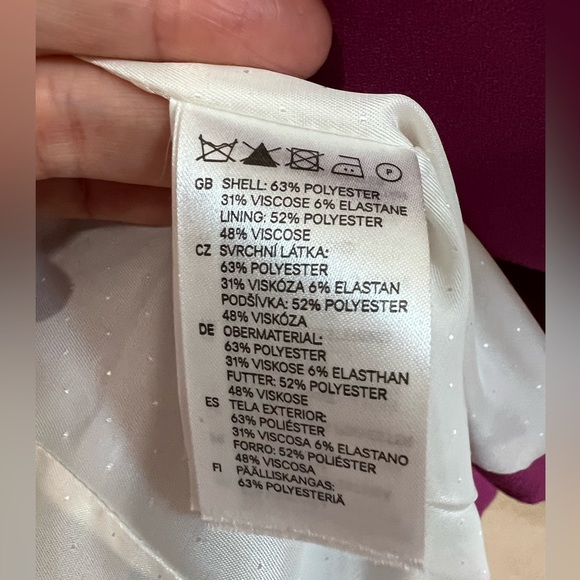 H&M’s Elegant jacket,fuchsia color one button - Picture 9 of 10